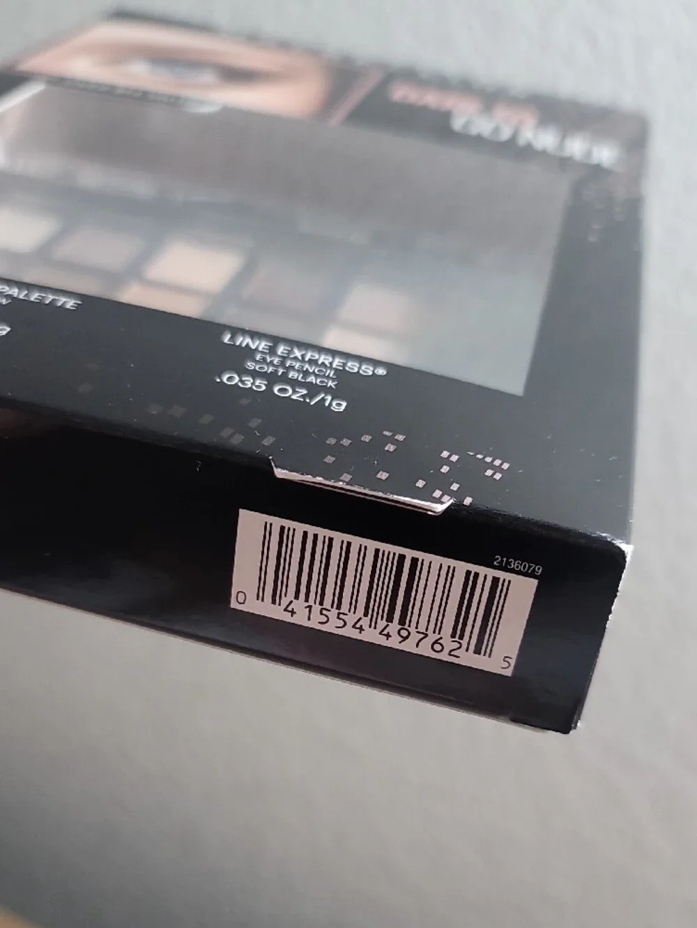 Maybelline The Nudes Eyeshadow Palette - Beige, Brown & Taupe Tones